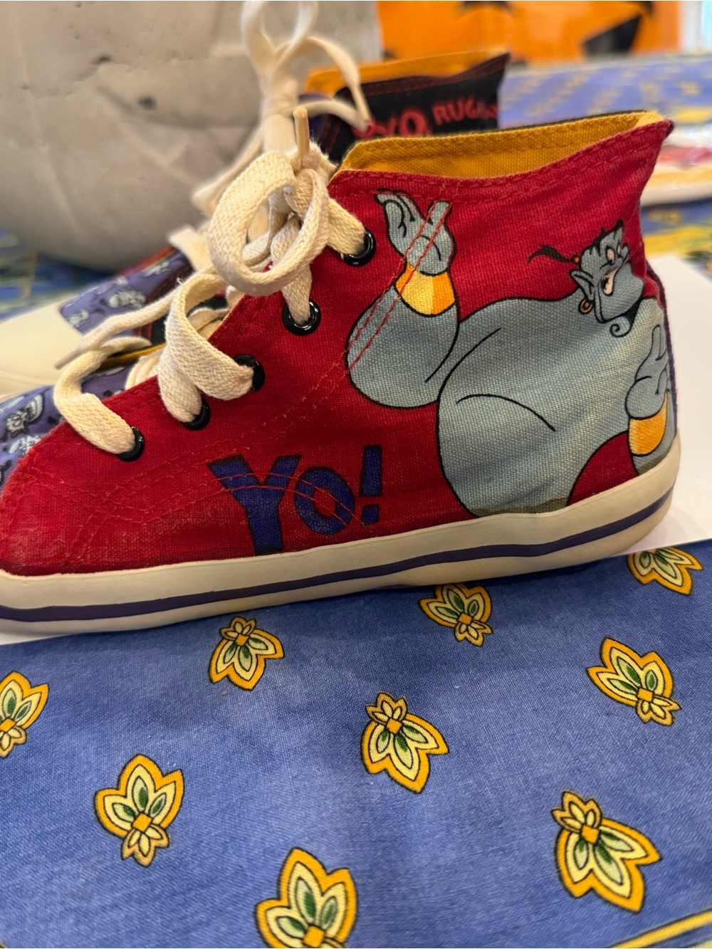 Disney Aladdin Kids High Top Sneakers Shoes Size 2 Purple Red Black